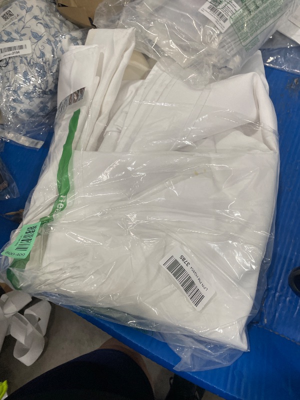 View 2 of ** needs wash*** Tablecloth Rectangle 60x128 Inches Ivory Table Cloths for Parties Wedding Reception Home Decorations(2 pack)