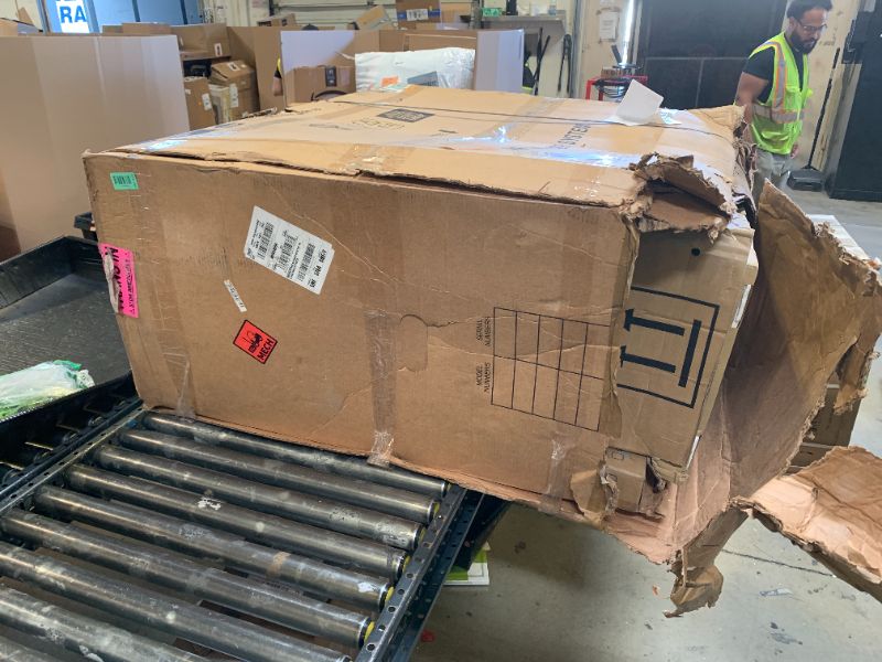 Photo 1 of Daikin 18,000 BTU 18 SEER2 Entra R32 Series Ductless Mini Split Heat Pump System w/Maxwell All-Inclusive 15’ Installation Kit and Wall Mounting Bracket (230V)