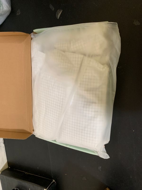Photo 1 of Grounding Sheets King 2% Silver Fiber 98% Cotton Test Pen, Fitted Grounded Sheet Earth Connected Bedding White Color King Size