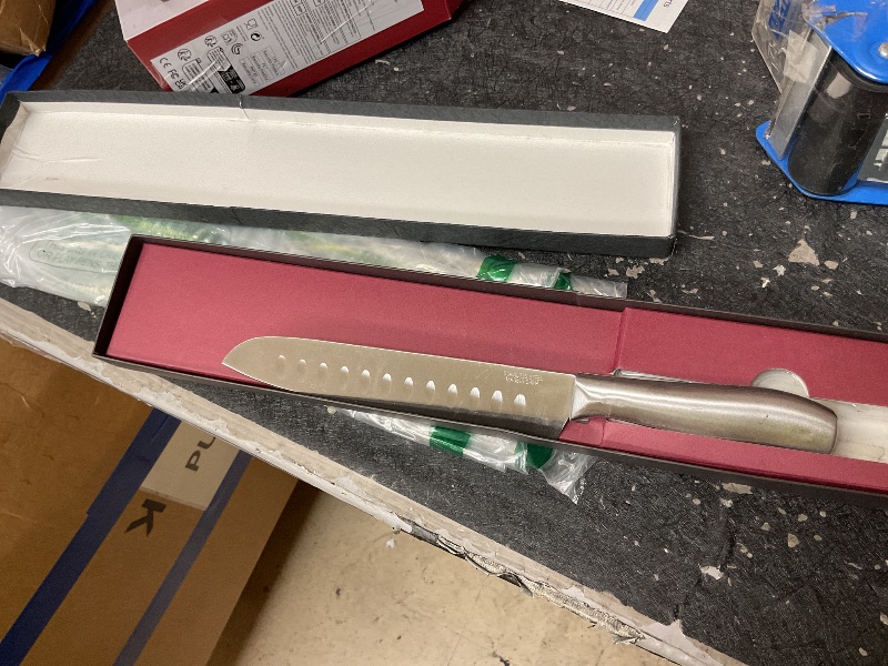 Photo 1 of Shun Classic 9" Hollow Ground Slicing Knife