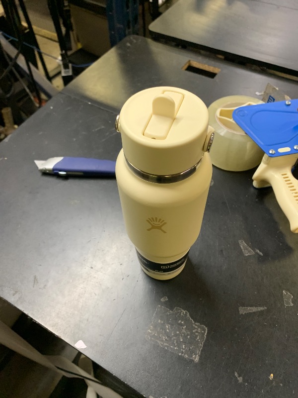 Photo 1 of hydro flask