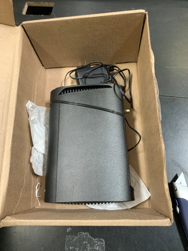 Photo 1 of Arris (G18) - Cable Modem Router Combo - Fast DOCSIS 3.1 Multi-Gigabit WiFi 6 (AX1800), Approved for Comcast Xfinity, Cox, Spectrum & More
