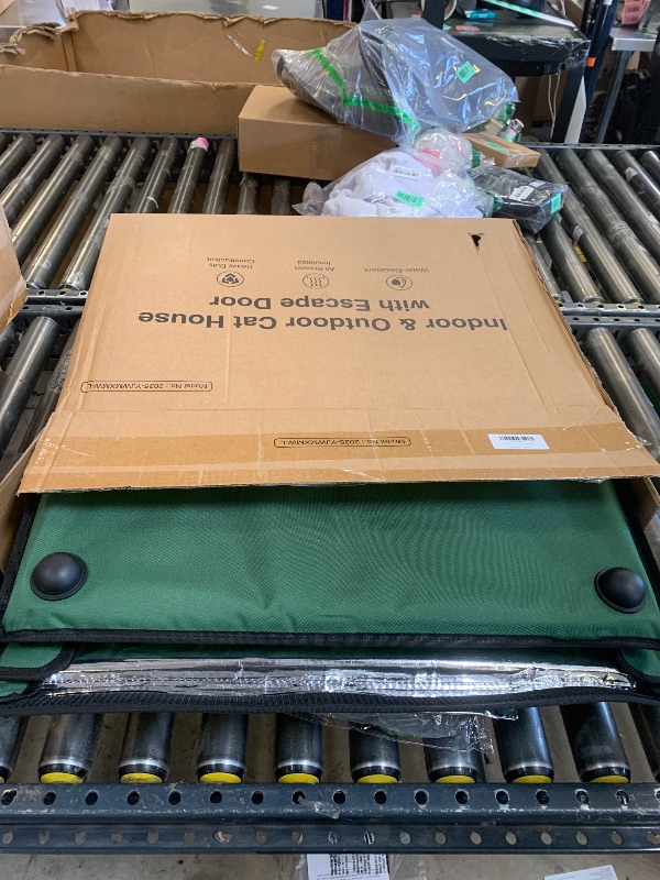 Photo 1 of Weatherproof Heated Cat House for Outdoor in Winter, Heated Cat Bed Kitty Shelter with Cat Heating Pad, Insulated & Safe Escape Door, Warm Home for Outside Stray Cat