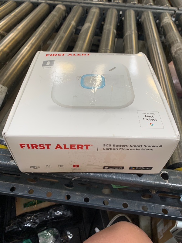 Photo 1 of First Alert SC5 Battery Smart Smoke & Carbon Monoxide Alarm, SMCO600NV, 1-Pack