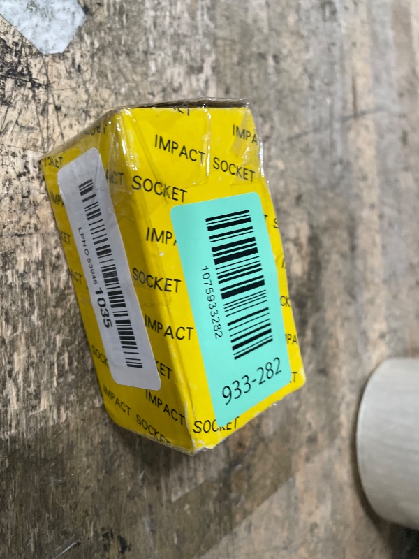 Photo 1 of 1/2" Drive Wheel Protector Impact Socket,17 mm Lug Nut Socket,Thin Wall Deep Metric with Protective Sleeves and High-Strength,Non-Marring CR-MO Material