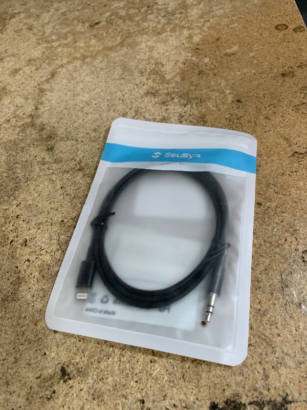 Photo 1 of (Apple MFi Certified) iPhone AUX Cord,Lightning to 1/8 Inch Audio Cable,3.3ft, Headphone Jack Adapter Male Aux Stereo Audio Cable Compatible for iPhone 14/13/12/11/XR/X/8/7 (Black)