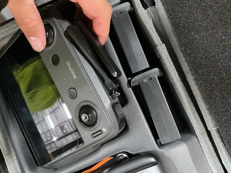 Photo 1 of **HAS SOME DAMAGE**
Bwine F7MINI 4K(RC3) Drones with Camera for Adults 8K Photo 4K Video RC with 1080P Screen 20000ft Transmission 64min Flight 3-Axis Gimbal 249g F
