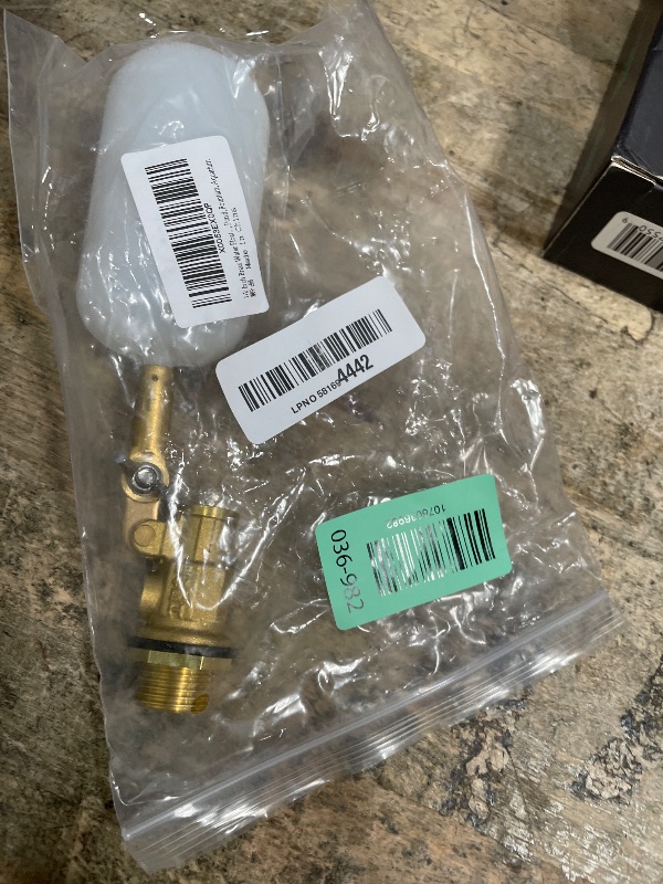 Photo 1 of 1/2 Inch Brass Water Float Valve-Pool Auto Fill Float Valve-Float Valve for Water Tank-Garden Hose Float Valve, Automatic Water Level Control for Pool, Pond, Fountain, Aquarium (1)