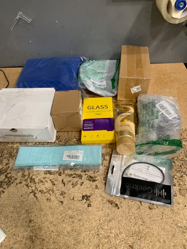 Photo 1 of ** SOLD AS IS BUNDLE OF MISCELLANEOUS AND SORTED GOODS **