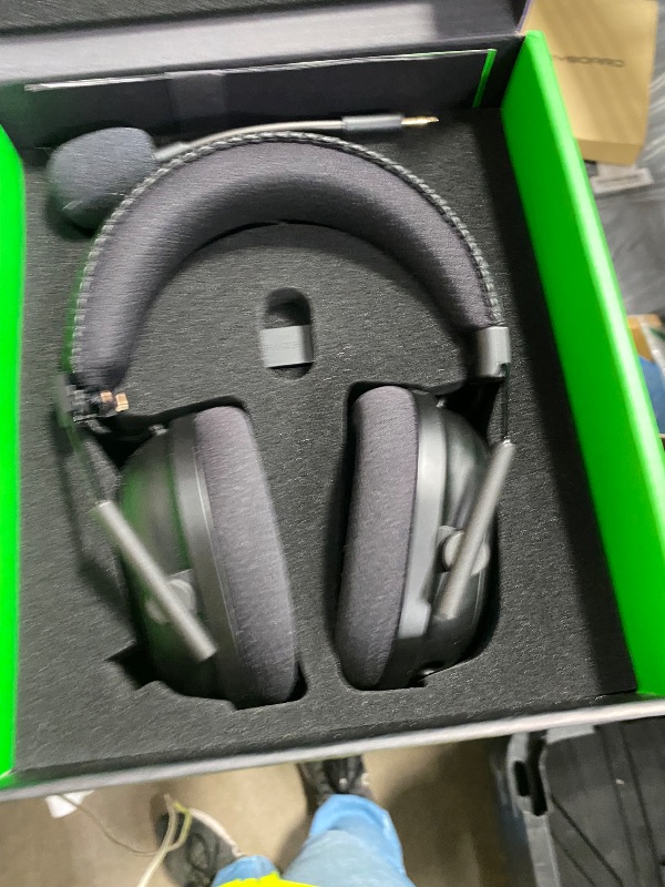 Photo 1 of **READ COMMENTS** Razer BlackShark V2 Pro Wireless Gaming Headset: Super Wideband Mic - Pro Tuned FPS Profiles - 50mm Drivers - Plush Noise Isolating Earcups - 70 Hr Battery - Bluetooth - for PC, PS5, Switch 2 - Black