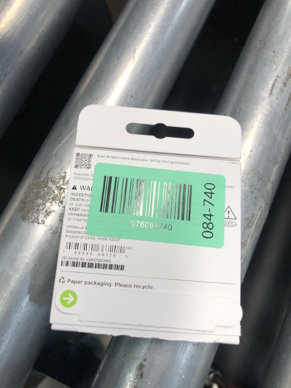 Photo 1 of ***NO BATTERY***Apple AirTag (2nd Generation): Tracker for Keychain, Wallet, and More; Locator with Sound; Simple One-Tap Setup with iPhone or iPad; Key Finder with up to 1.5X Precision Finding Range