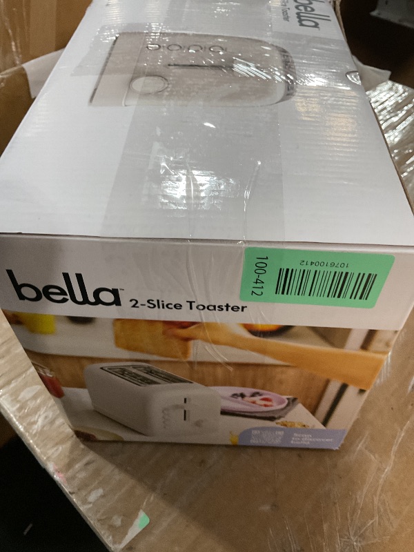 Photo 1 of (used) bella 2 Slice Toaster, 6 Setting Shade Control w Reheat, Cancel, Bagel & Defrost Buttons, Removable Crumb Tray, Anti Jam & Auto Shutoff, Auto Centering Guides & Cord Wrap, 900 Watt, Oatmilk