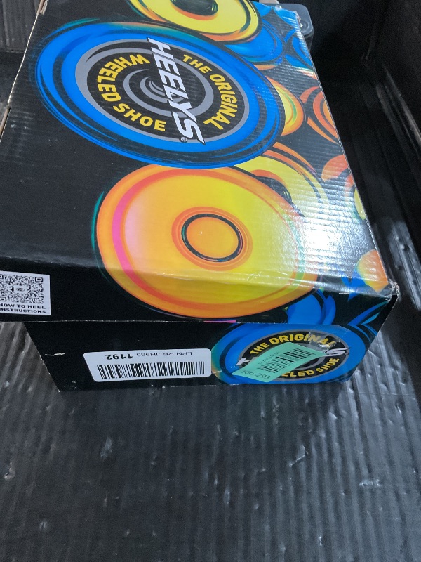 Photo 1 of ***STOCK PHOTO FOR REFERENCE ONLY***
Heelys PRO 20 Prints 6 youth size