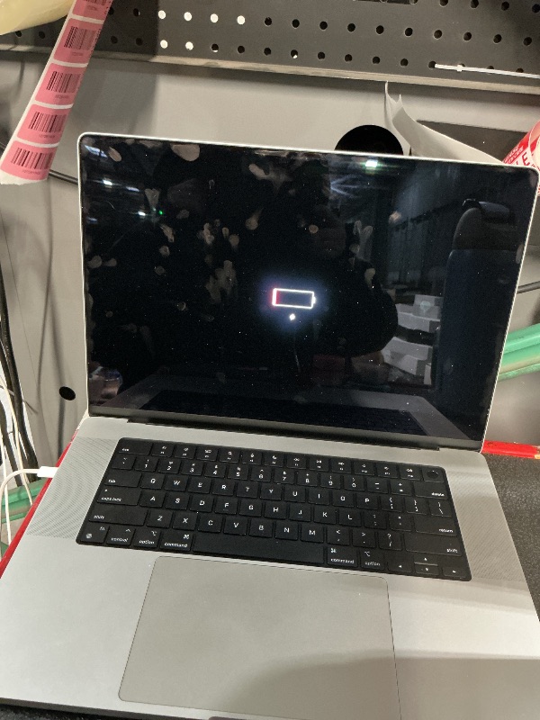 Photo 1 of ***NEEDS BATTERY REPLACEMENT***UNABLE TO TEST***
2021 Apple MacBook Pro (16-inch, M1 Pro chip with 10?core CPU and 16?core GPU, 16GB RAM, 1TB SSD) - Silver