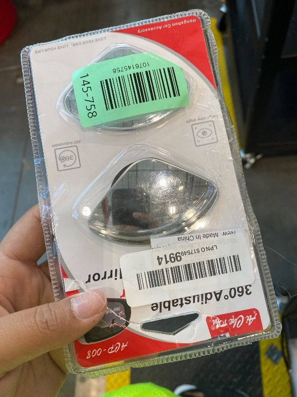 Photo 1 of **MISSING PARTS**
Upgrade HD Glass Wide Angle Blind Spot Mirror, Frameless 360 Adjustable Convex Rear View Mirror for Cars, Trucks and SUV - Big Fan Shaped 2pcs
