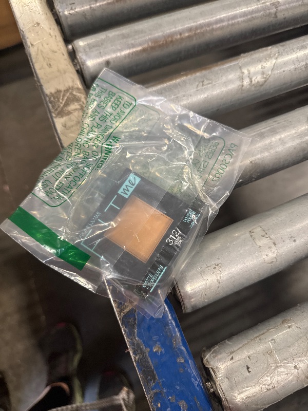 Photo 1 of 
Maybelline Fit Me Matte + Poreless Pressed Face Powder Makeup & Setting Powder, Golden, 1 Count