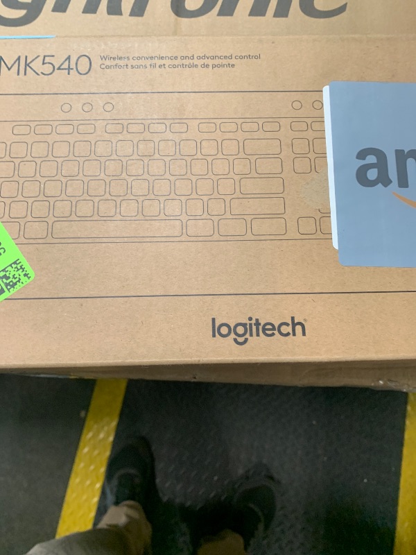 Photo 1 of ****MISSING THE MOUSE*****Logitech MK540 Advanced Wireless Keyboard and Mouse Combo for Windows, 2.4 GHz Unifying USB-Receiver, Multimedia Hotkeys, 3-Year Battery Life, for PC, Laptop*Without chard*