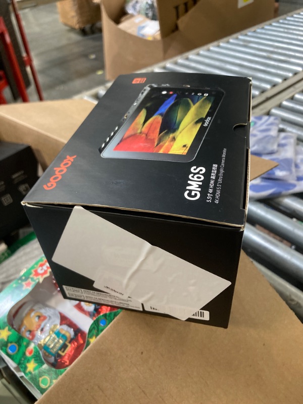 Photo 1 of **Missing Parts**
Godox GM6S 5.5Inch 4K Camera Monitor 1200nit Ultra-Bright Video Monitor for DSLR Camera 1920 * 1080 IPS Screen Touch Control HDMI Input & Output Custom 3D LUT Type-C/DC/Battery Powered with Sun Hood
