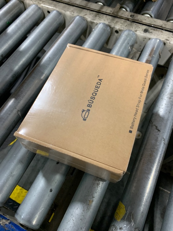 Photo 1 of ***FACTORY SEALED***BUSQUEDA Elite Strap with Battery for Oculus Quest 2,8000mAh Extend 9hrs Playtime,Fast Charging VR Power,Counter Balance&Adjustable Head Strap for Enhanced Support and Comfort in VR***FACTORY SEALED***