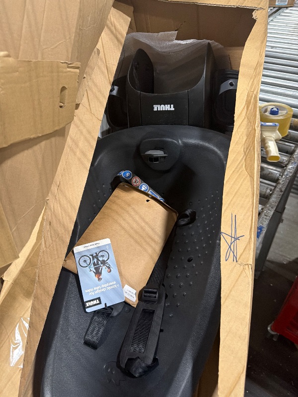 Photo 1 of **MISSING PARTS**
Thule Yepp 2 Maxi Child Bike seat - Frame Mounted - Grows with Your Child from 9-72 Months 20-40 lbs, Protective and Comfortable Foam seat, Easy to Clean, Compatible with Most Bike Styles