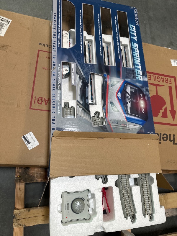 Photo 1 of ***UPDATED 5/15*** Bachmann Trains - Amtrak® City Sprinter - Ready to Run Electric Train Set - HO Scale
