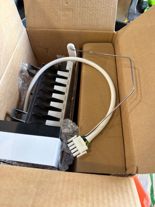 Photo 1 of ** sold as is no refund/return** see comments
5303918493 Refrigerator Freezer Ice Maker Fits for Frigidaire