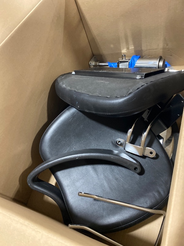 Photo 1 of **********MISSING PARTS*******
OFFICE CHAIR BLACK