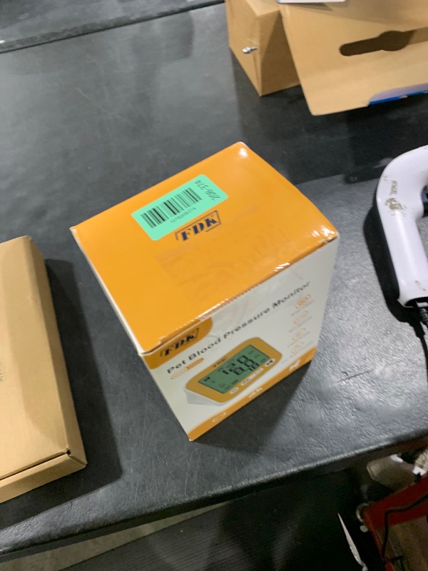 Photo 1 of Veterinary Blood Pressure Monitor for Pet Dog and Cat, Animal Automatic Digital BP Machine with Large LCD Screen Backlight 3 Cuffs 270 Data Memory Silent