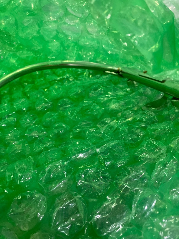 Photo 1 of GM Genuine Parts 217-1619 (12633511) Multi-Port Fuel Injector Rail