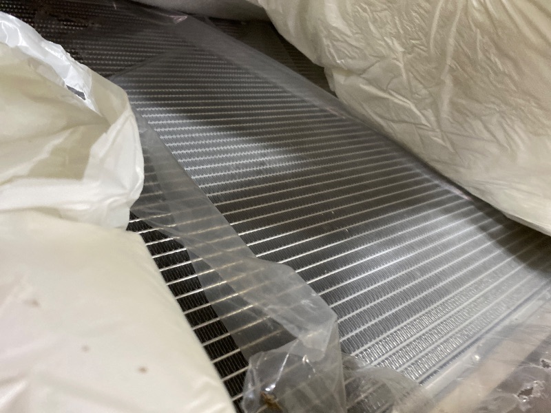 Photo 1 of TSMINDUSTRY 3 Row Aluminium Radiator for 1988-1995 Toyota Pickup 4Runner SR5/DLX 3.0L V6 AT 1989 1990 1991 1992 1993 1994 Radiators