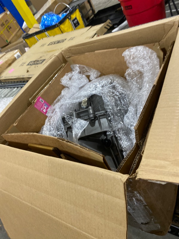 Photo 1 of TRANSMISSION CASE UNKNOWN MAKE/MODEL 