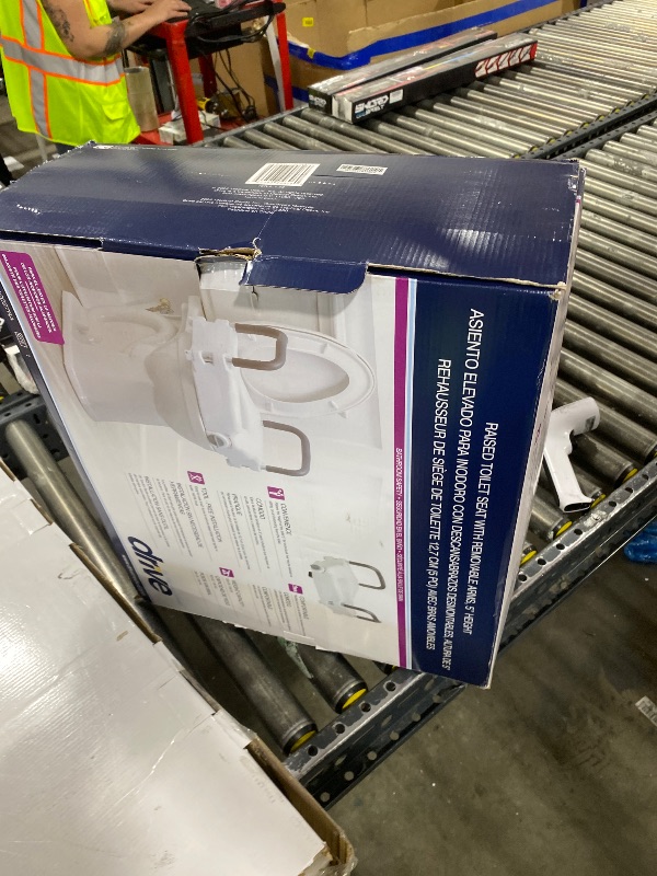 Photo 1 of 2-in-1 Locking Raised Toilet Seat with Tool-free Removable Arms