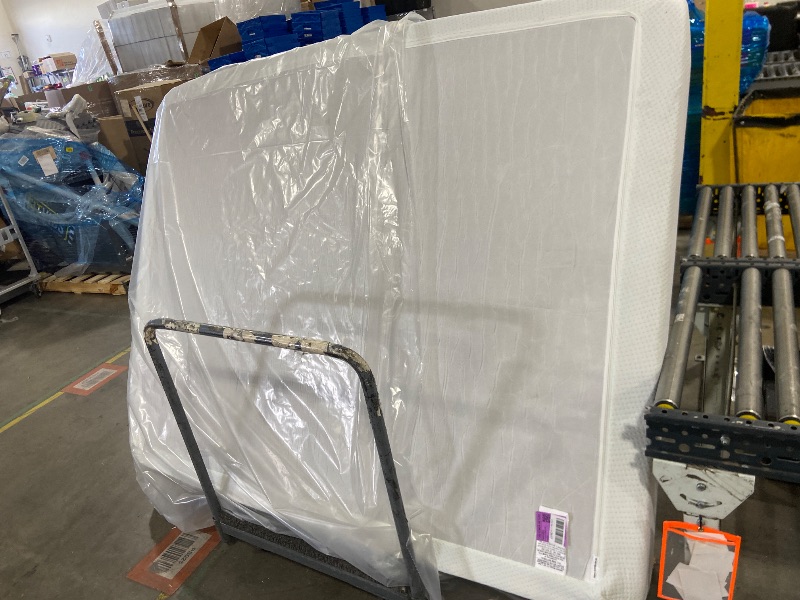 Photo 1 of Zinus 12 Inch Queen Green Tea Memory Foam Mattress [New Version], Fiberglass Free, Medium Firm Feel, Zoned Pressure Relief, Certified Safe Foams & Fabric, Mattress in A Box