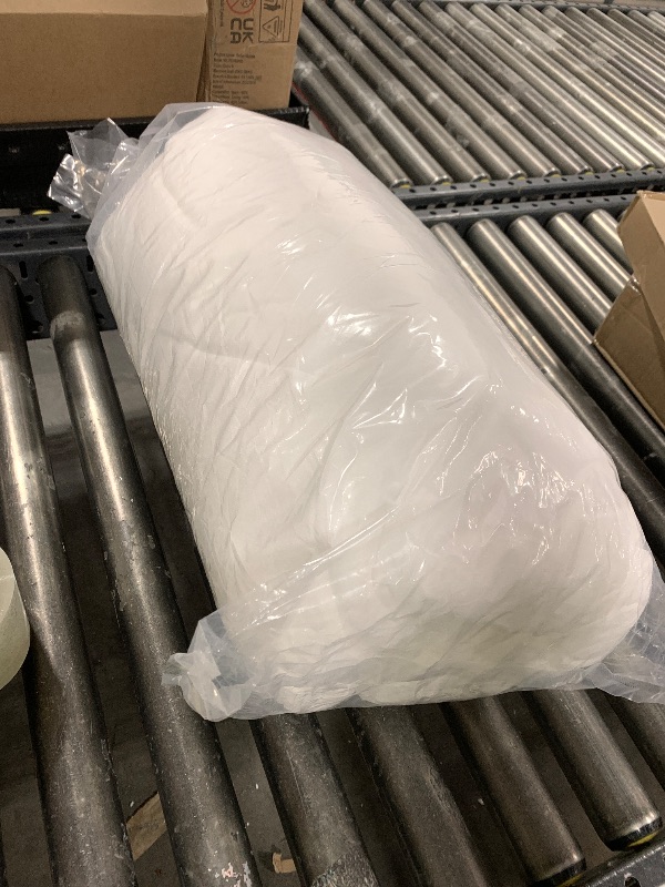 Photo 1 of MIULEE Pillow Insert 22x32 Inch, Decorative Rectangle Throw Pillow Inserts, Premium Fluffy Pillow Forms Sham Stuffer for Sofa Couch Living Room