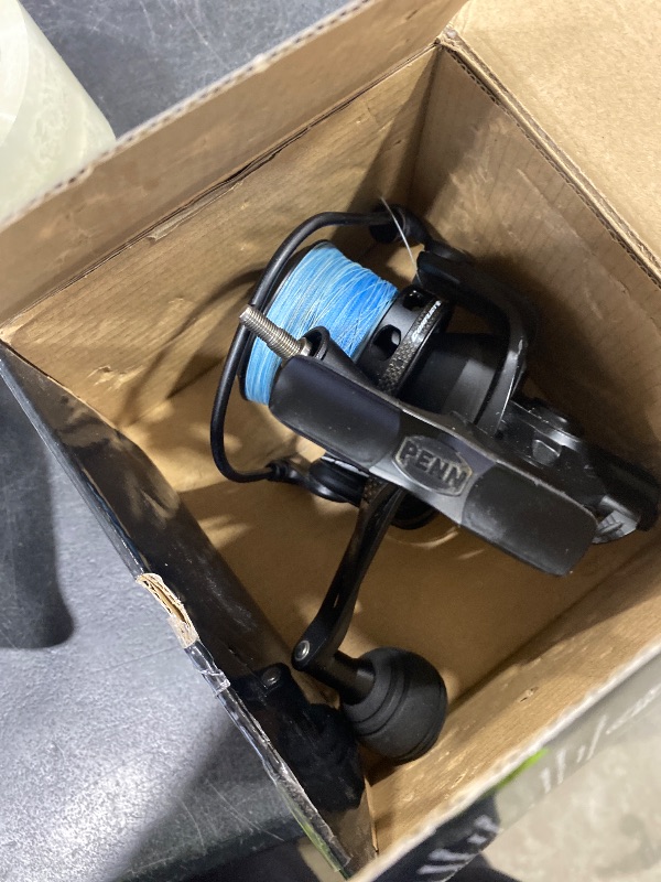 Photo 1 of PENN Spinfisher VII 5500 Long Cast Spinning Reel, Right/Left Handle Position, IPX5 Seal, HT-100 Front Drag, Leveline Oscillation System, Precise CNC Gear Technology
