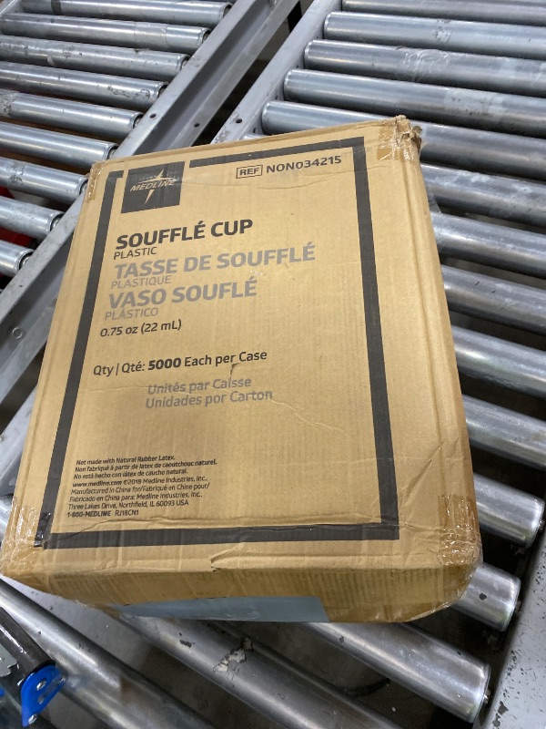Photo 1 of 1 oz. White Paper Souffle / Portion Cup - 5,000/Case