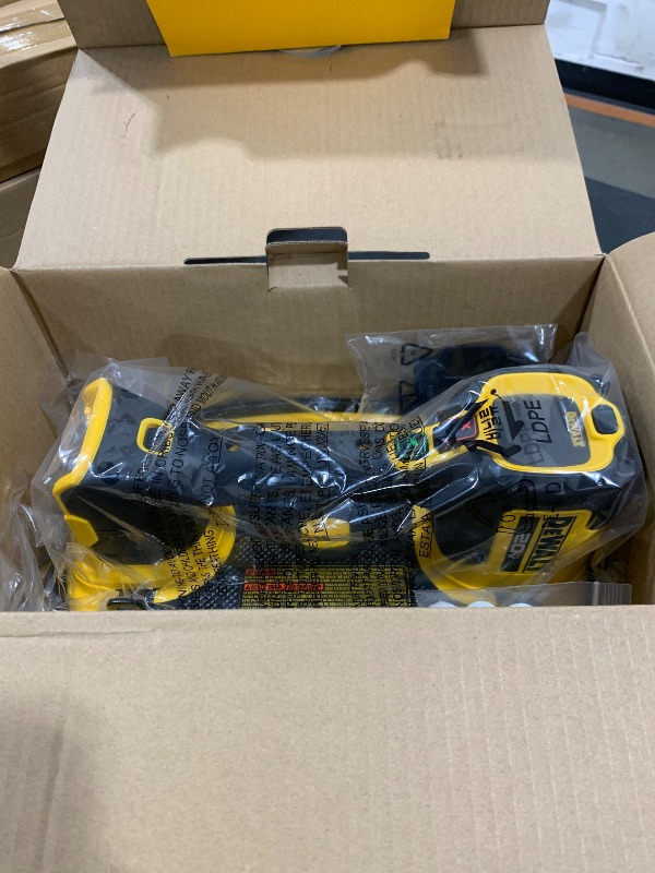 Photo 1 of DEWALT 20V MAX Cordless GRABO Suction Lifter, Bare Tool Only, Lift-load Capacity of Up to 265 lbs. (DCE592B)