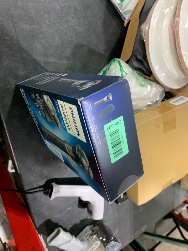 Photo 1 of Philips Norelco Shaver 5000X, Rechargeable Wet & Dry Shaver with Precision Trimmer and Storage Pouch, X5006/85