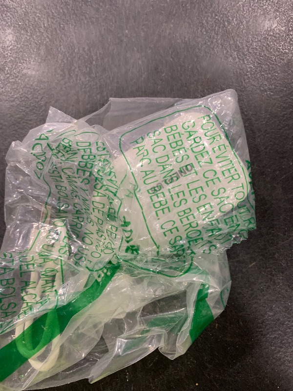 Photo 1 of OnePlus Buds Pro True Wireless Earbuds White, Smart Active Noise Cancelling, Wireless Charging Case Included, Dual Connection, 38 Hour Playtime, Fast Charging, Water Resistant, Glossy White