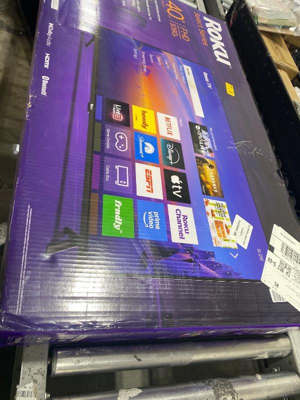 Photo 1 of Roku Smart TV 2026 – 40-Inch Select Series