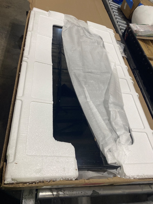 Photo 1 of Samsung 43-Inch Class QLED Q7F Series Samsung Vision AI Smart TV (2025 Model, 43Q7F) Quantum HDR, Object Tracking Sound Lite, Q4 AI Gen1 Processor, 4K upscaling, Gaming Hub, Alexa Built-in