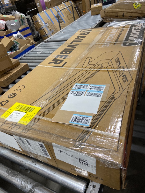 Photo 1 of TRAIL VIBER AUTO INCLINE TREADMILL