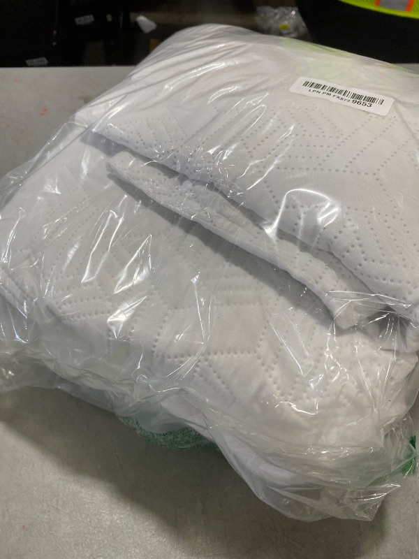 Photo 1 of Misc. Blanket