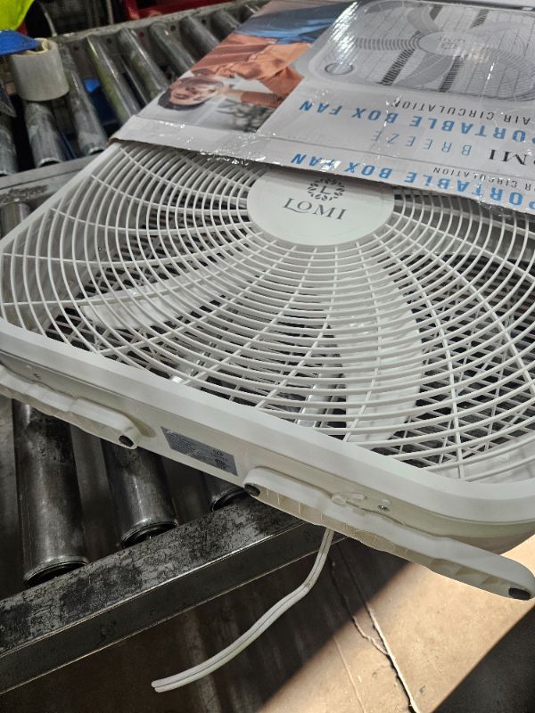 Photo 1 of ** for parts only, power cable damaged ** LOMI 20" Portable Box Fan