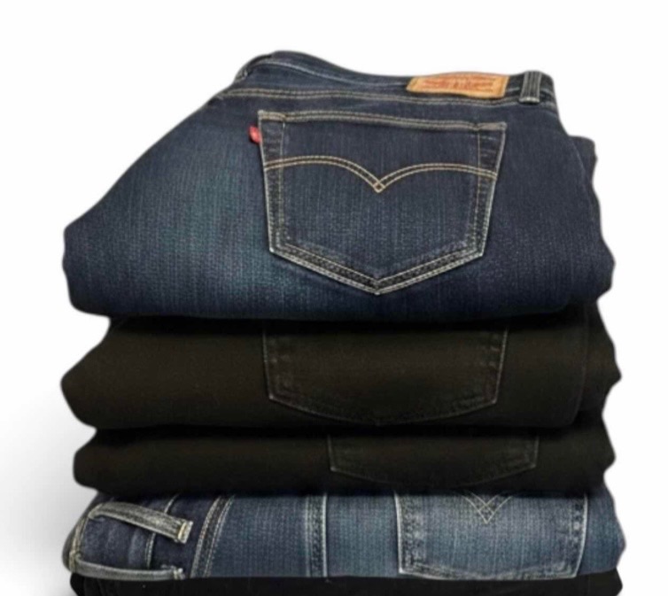 Photo 1 of FOUR PAIRS OF WOMEN’S LEVI JEANS PLUS SIZES