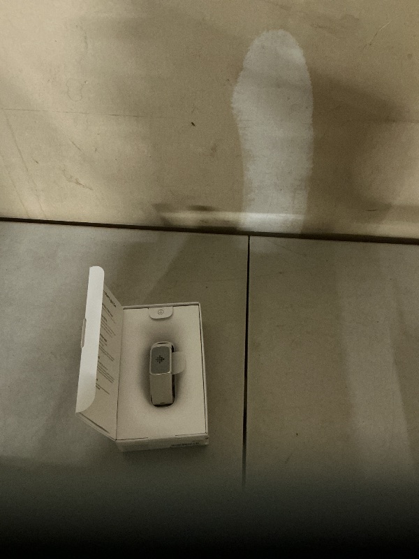 Photo 1 of Fitbit charge 6
