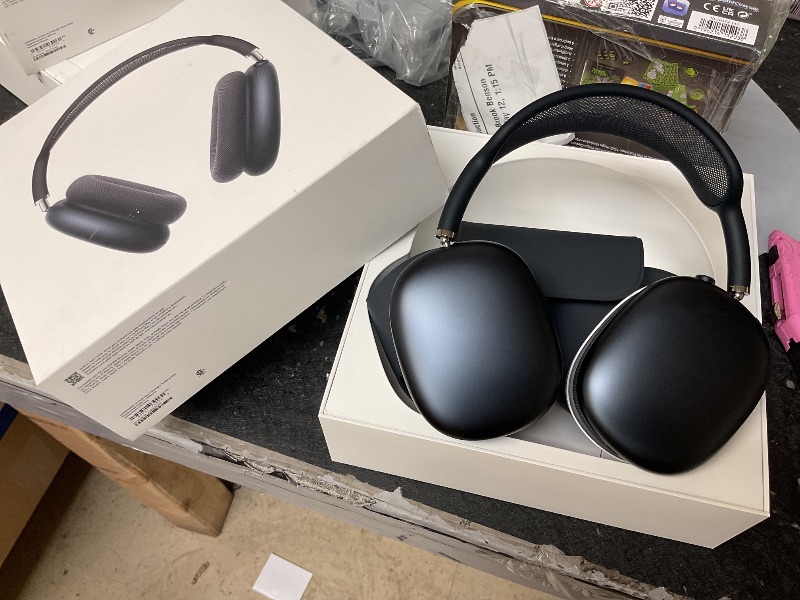 Photo 1 of Apple AirPods Max 2 Wireless Over-Ear Headphones, Active Noise Cancellation, Adaptive Audio, Personalized Spatial Audio, Live Translation, Bluetooth Headphones for iPhone – Midnight