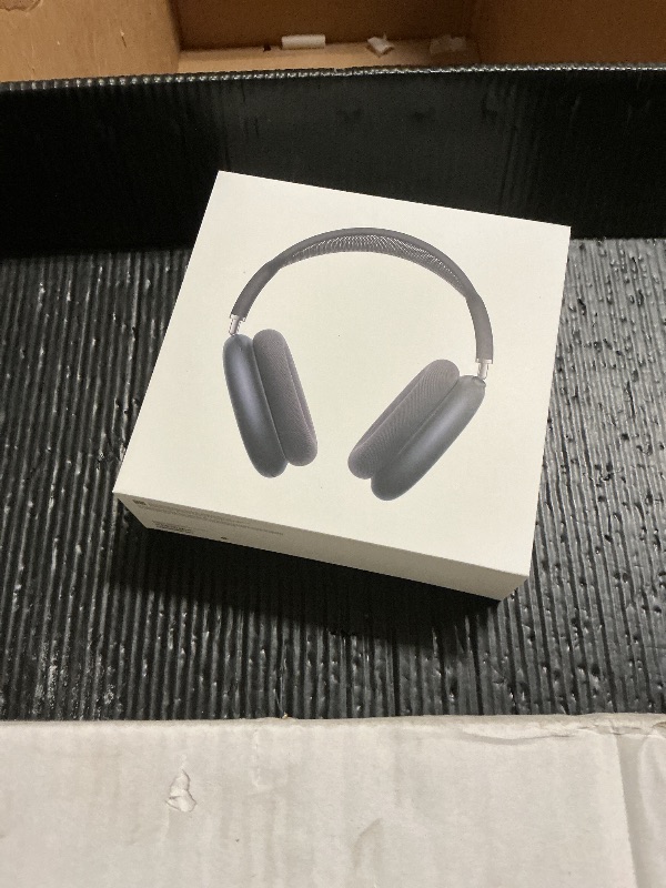 Photo 1 of Apple AirPods Max 2 Wireless Over-Ear Headphones, Active Noise Cancellation, Adaptive Audio, Personalized Spatial Audio, Live Translation, Bluetooth Headphones for iPhone – Midnight