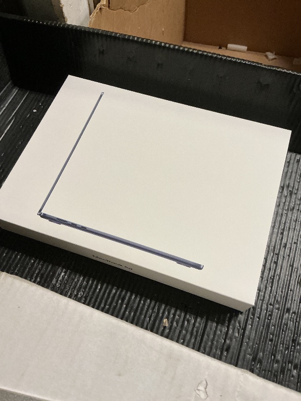 Photo 1 of Apple 2026 MacBook Air 15-inch Laptop with M5 chip: Built for AI, 15.3-inch Liquid Retina Display, 24GB Unified Memory, 1TB SSD, 12MP Center Stage Camera, Touch ID, Wi-Fi 7; Midnight