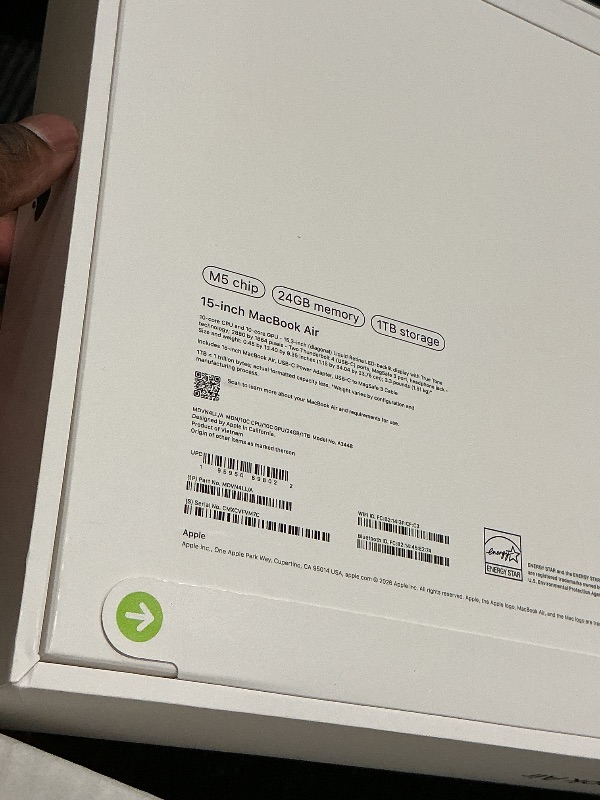 Photo 1 of Apple 2026 MacBook Air 15-inch Laptop with M5 chip: Built for AI, 15.3-inch Liquid Retina Display, 24GB Unified Memory, 1TB SSD, 12MP Center Stage Camera, Touch ID, Wi-Fi 7; Midnight